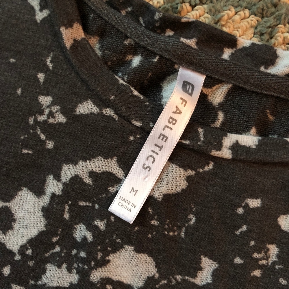 Fabletics Burnout Sweatshirt :: M, EUC - Picture 5 of 5